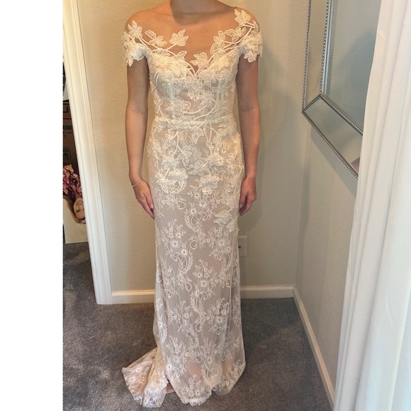 Tarik Ediz 93627 Lace Embroidered Wedding Dress - Picture 4 of 10